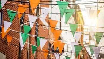 Célébrez la Saint-Patrick avec des guirlandes de fanions personnalisées